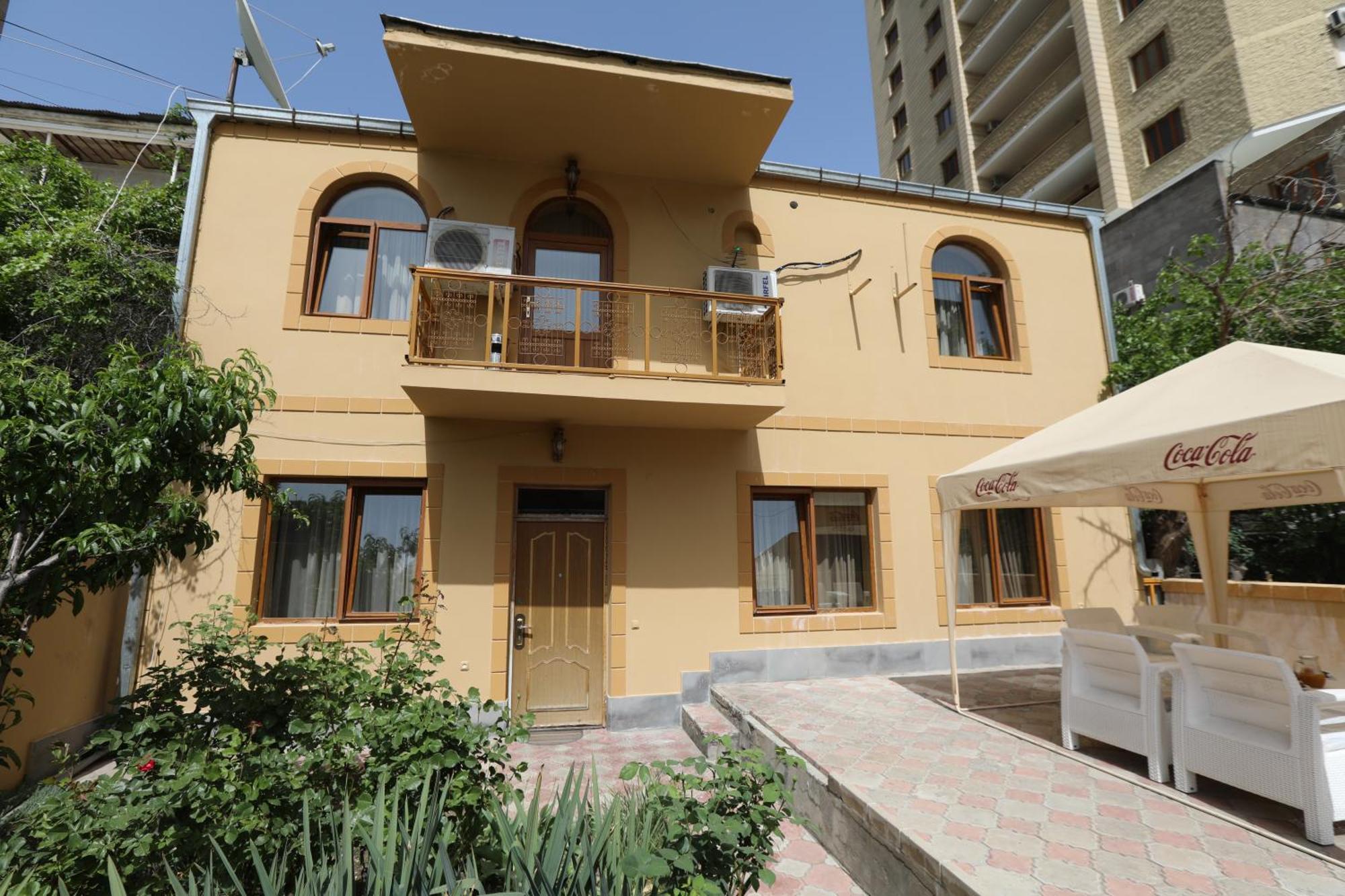 Popock Baghramyan Bed & Breakfast Yerevan Luaran gambar