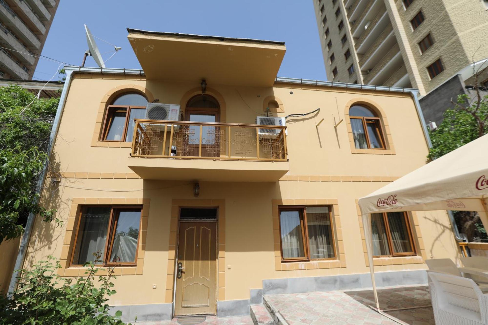 Popock Baghramyan Bed & Breakfast Yerevan Luaran gambar