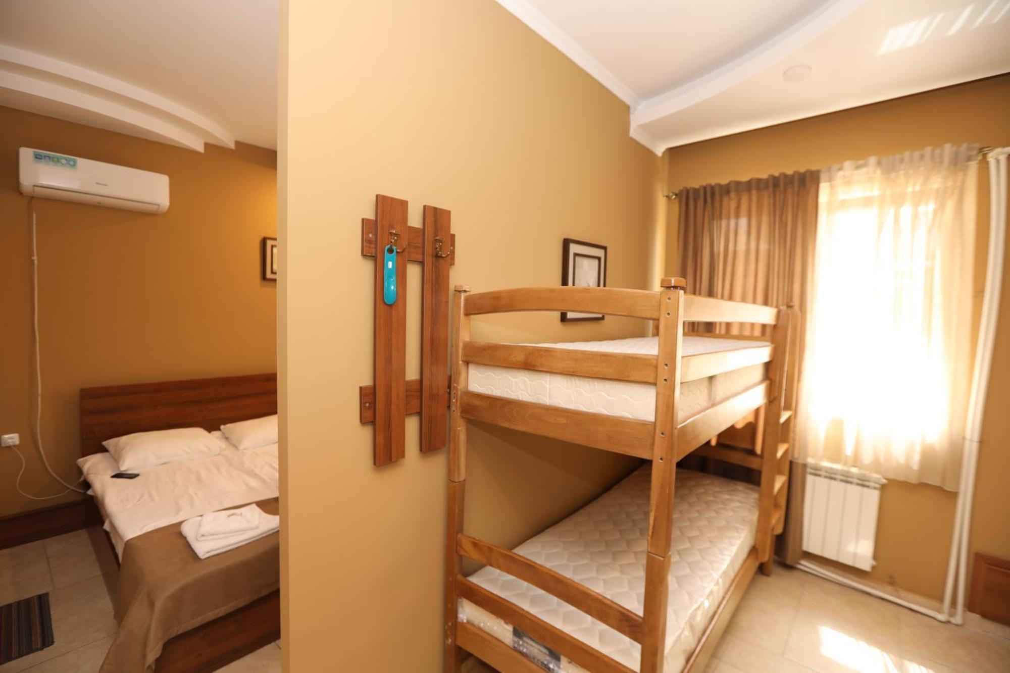 Popock Baghramyan Bed & Breakfast Yerevan Luaran gambar