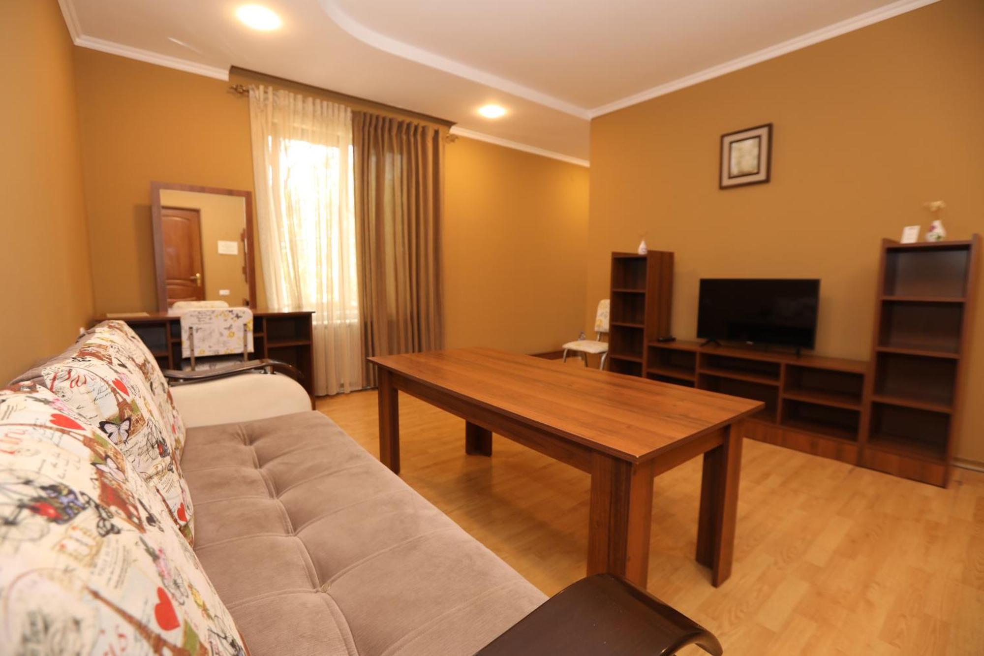 Popock Baghramyan Bed & Breakfast Yerevan Luaran gambar