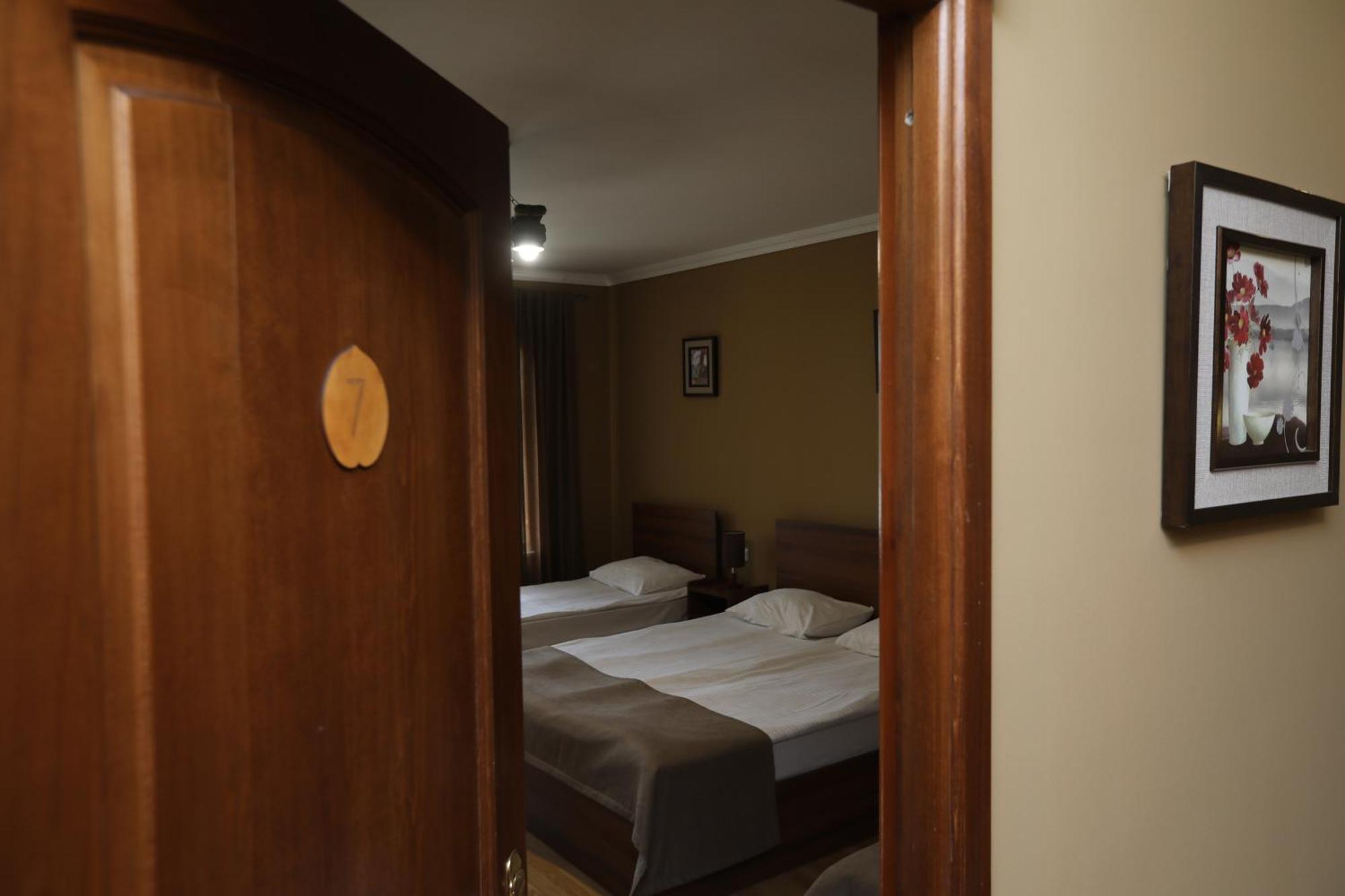 Popock Baghramyan Bed & Breakfast Yerevan Luaran gambar