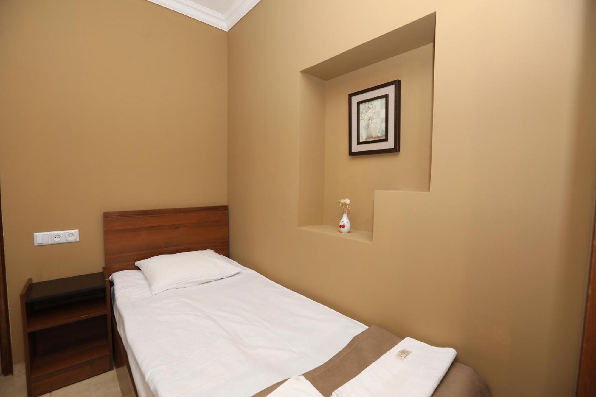 Popock Baghramyan Bed & Breakfast Yerevan Luaran gambar